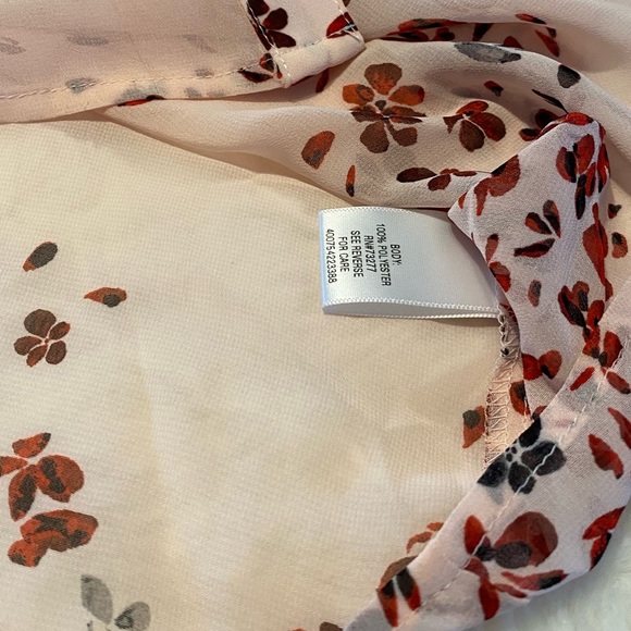 Floral Sheer Blouse - Picture 7 of 7